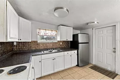 3939 45th Avenue N, Saint Petersburg, FL 33714 - Photo 23