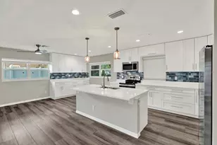 7505 W Henry Ave, Tampa, FL 33615 - Photo 9
