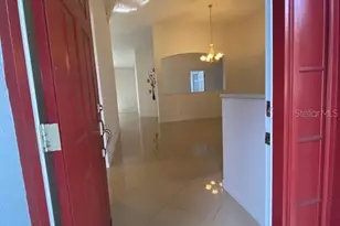 11744 Holly Creek Dr, Riverview, FL 33569 - Photo 3
