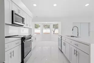 10255 Norwick St, Spring Hill, FL 34608 - Photo 5