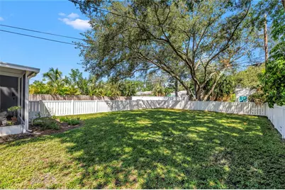 755 39th Avenue NE, Saint Petersburg, FL 33703 - Photo 23