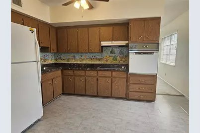 2070 World Parkway Boulevard #22, Clearwater, FL 33763 - Photo 9