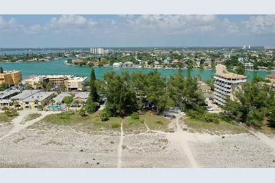 10218 Gulf Boulevard, Treasure Island, FL 33706 - Photo 29