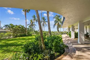 101 Benjamin Franklin Dr, Sarasota, FL 34236 - Photo 49