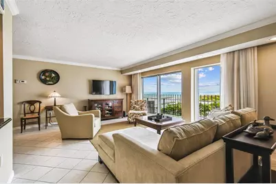 101 Benjamin Franklin Drive #61, Sarasota, FL 34236 - Photo 9