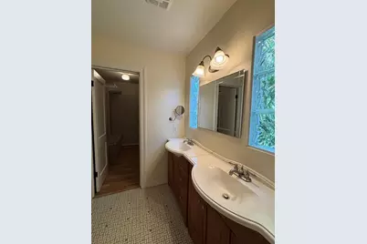 495 24th Avenue N, Saint Petersburg, FL 33704 - Photo 25