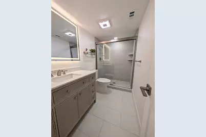 4507 S Oak Drive #P31, Tampa, FL 33611 - Photo 11