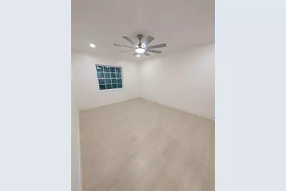 4507 S Oak Drive #P31, Tampa, FL 33611 - Photo 15