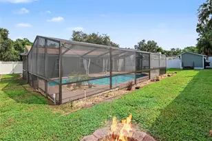 1308 Oakcrest Dr, Brandon, FL 33510 - Photo 29