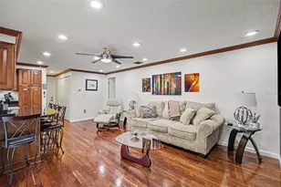 1308 Oakcrest Dr, Brandon, FL 33510 - Photo 5