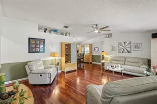 1308 Oakcrest Dr, Brandon, FL 33510 - Photo 15