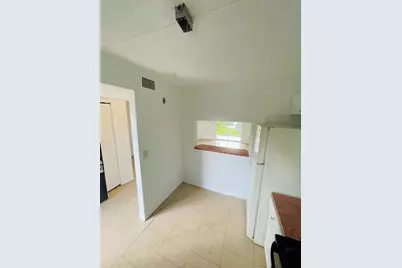 2846 Somerset Park Drive #203, Tampa, FL 33613 - Photo 3