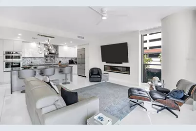 100 1st Avenue N #305, Saint Petersburg, FL 33701 - Photo 19