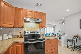 7101 35th Ave N, Saint Petersburg, FL 33710 - Photo 17