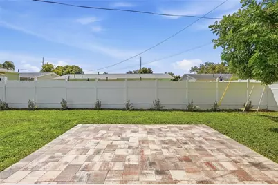 542 59th Way S, Saint Petersburg, FL 33707 - Photo 17