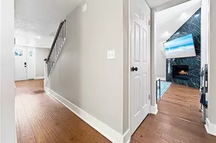931 Symphony Isles Blvd, Apollo Beach, FL 33572 - Photo 5