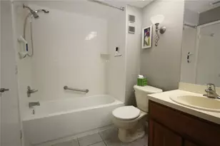 2084 Sunset Grove Ln, Clearwater, FL 33765 - Photo 11
