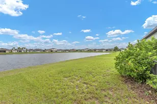 2280 Harris Hawk Ave, Ruskin, FL 33570 - Photo 3