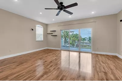 11595 Gulf Boulevard #1, Treasure Island, FL 33706 - Photo 5
