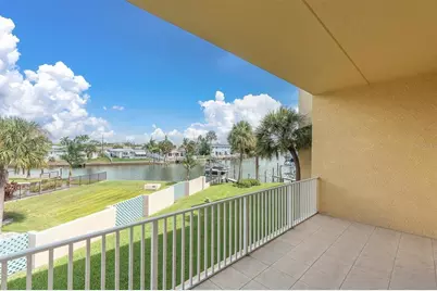 11595 Gulf Boulevard #1, Treasure Island, FL 33706 - Photo 9