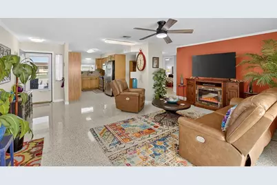 1210 Beach Boulevard, Sun City Center, FL 33573 - Photo 5