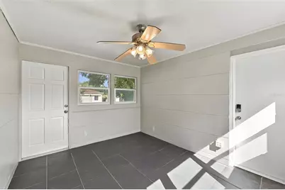 2495 34th Avenue N, Saint Petersburg, FL 33713 - Photo 27