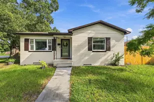 2495 34th Ave N, Saint Petersburg, FL 33713 - Photo 5