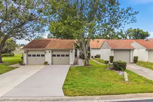 11715 Spring Tree Ln, Port Richey, FL 34668 - Photo 1