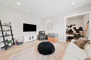 3011 W North B St, Tampa, FL 33609 - Photo 25