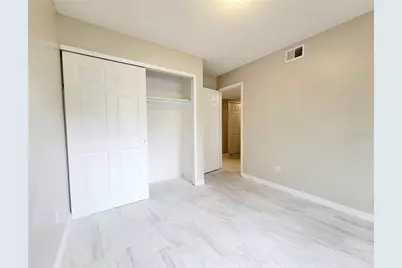 [Address not provided], Tampa, FL 33612 - Photo 11