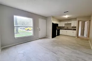 [Address not provided], Tampa, FL 33612 - Photo 9