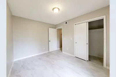 [Address not provided], Tampa, FL 33612 - Photo 13