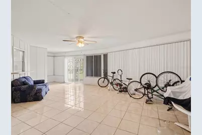 562 E Tarpon Boulevard NW, Port Charlotte, FL 33952 - Photo 9