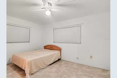 562 E Tarpon Boulevard NW, Port Charlotte, FL 33952 - Photo 15