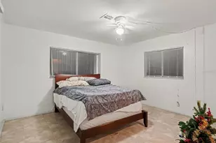 562 E Tarpon Blvd NW, Port Charlotte, FL 33952 - Photo 11