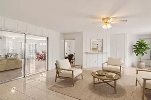 562 E Tarpon Blvd NW, Port Charlotte, FL 33952 - Photo 7