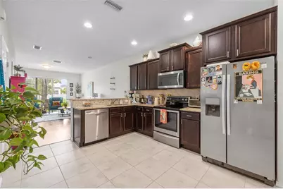 4741 White Sanderling Court, Tampa, FL 33619 - Photo 19
