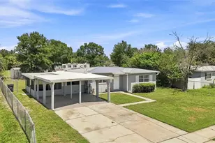 8326 Endive Ave, Tampa, FL 33619 - Photo 5