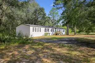 124 Hour Glass Cir, Hawthorne, FL 32640 - Photo 3