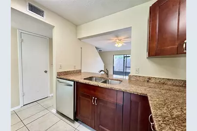 1428 Highland Ridge Circle, Brandon, FL 33510 - Photo 7
