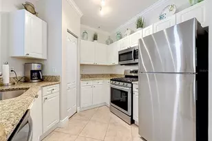 2747 Via Capri, Clearwater, FL 33764 - Photo 17