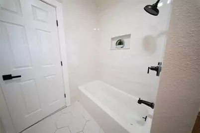 922 E Ida Street, Tampa, FL 33603 - Photo 29
