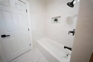 922 E Ida St, Tampa, FL 33603 - Photo 29