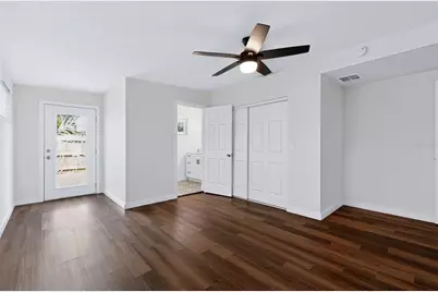 1849 New Hampshire Avenue NE, Saint Petersburg, FL 33703 - Photo 23