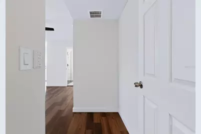 1849 New Hampshire Avenue NE, Saint Petersburg, FL 33703 - Photo 21