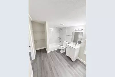 6219 N 43rd Street #2, Tampa, FL 33610 - Photo 5