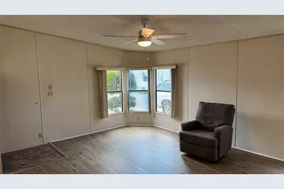 1001 Starkey Road #329, Largo, FL 33771 - Photo 3
