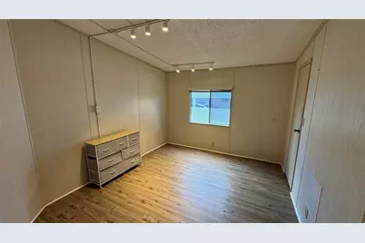1001 Starkey Road #329, Largo, FL 33771 - Photo 9