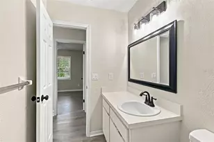 2801 Burts Ave, Tampa, FL 33614 - Photo 19