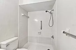 2801 Burts Ave, Tampa, FL 33614 - Photo 15